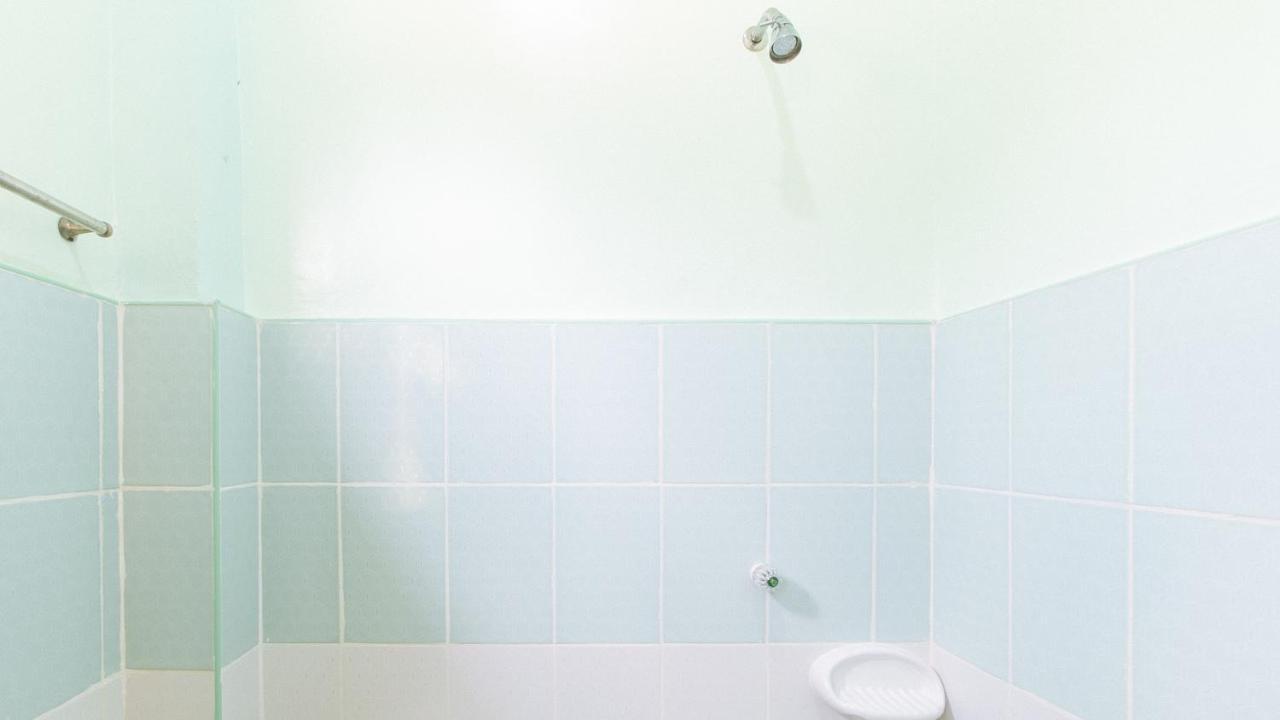 En Gedi Beach Resort By Reddoorz Iba エクステリア 写真