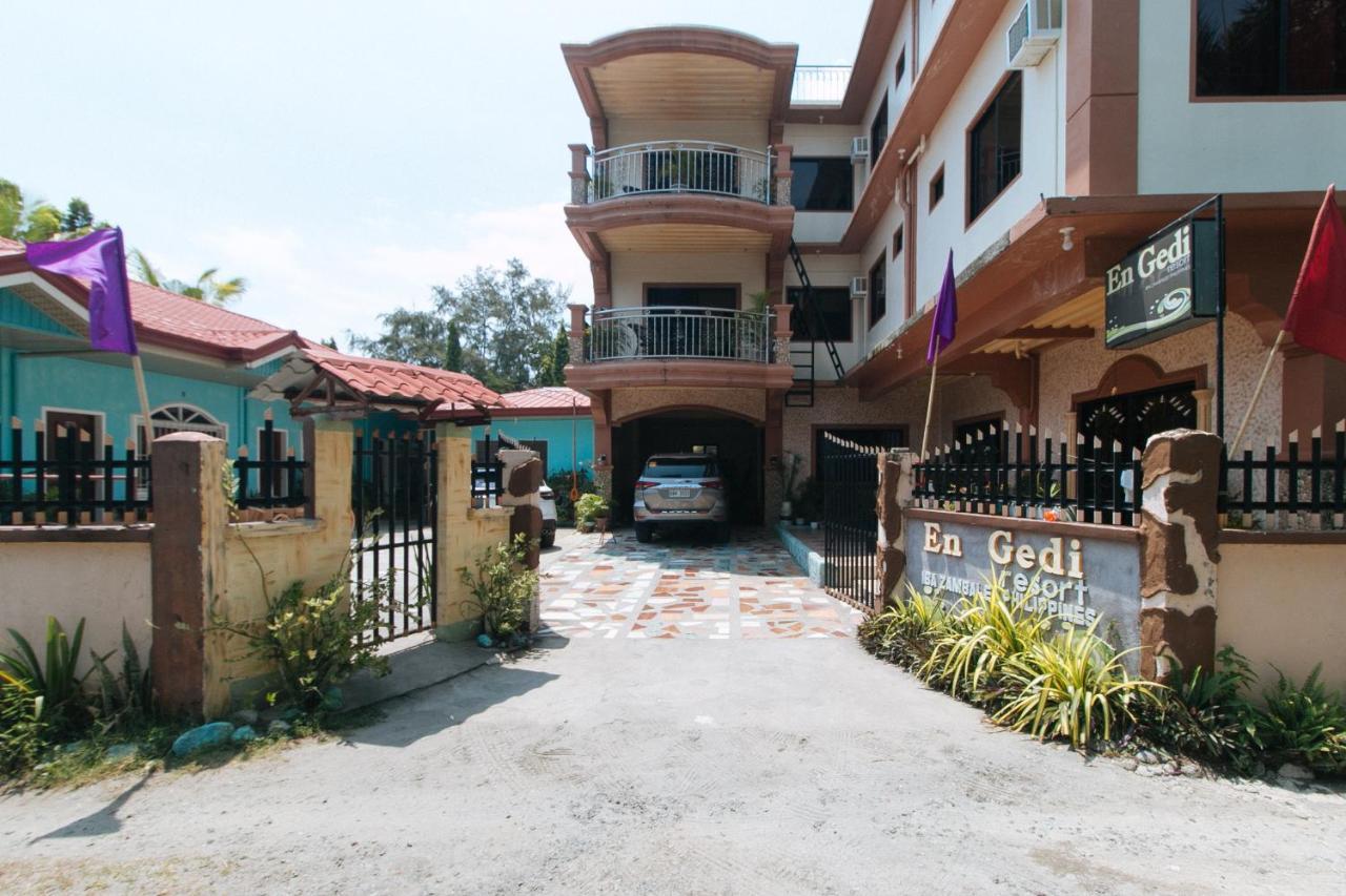 En Gedi Beach Resort By Reddoorz Iba エクステリア 写真