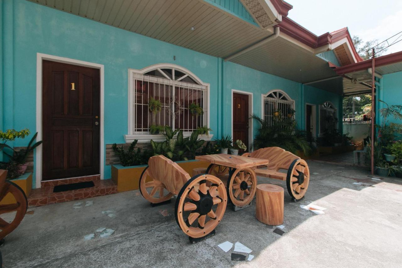 En Gedi Beach Resort By Reddoorz Iba エクステリア 写真